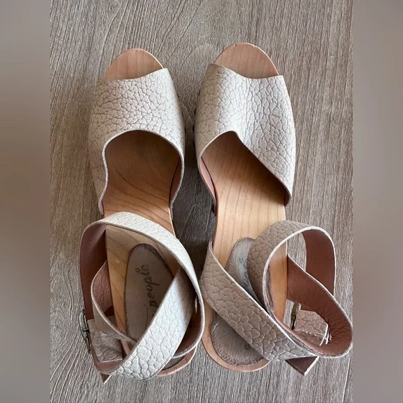 Free People Pasadena Wooden Platform Clog Sandals Womens 10 / EU 41 EUC - Picture 7 of 12